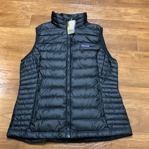 Patagonia Jackets & Blazers - NWT Patagonia Down Sweater Vest